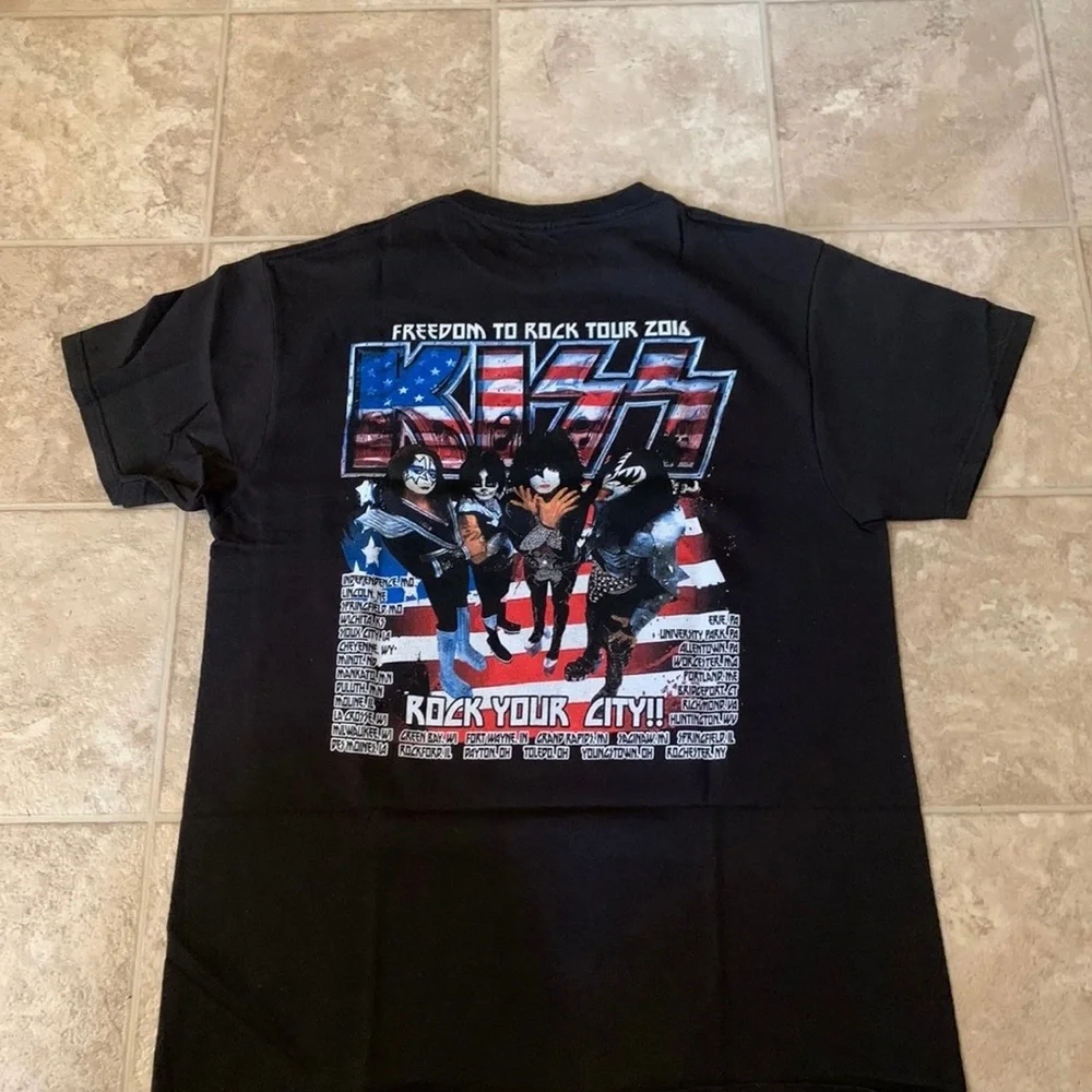 Kiss “rock your city freedom to rock tour - Picture 8 of 9